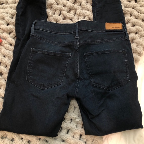 Sold - Picture 2 of 3